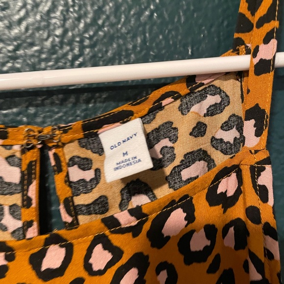 Old navy leopard high neck tank top - Picture 4 of 4